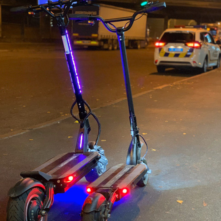 Нужны ли права на электросамокат? Нужны ли права на электросамокат?